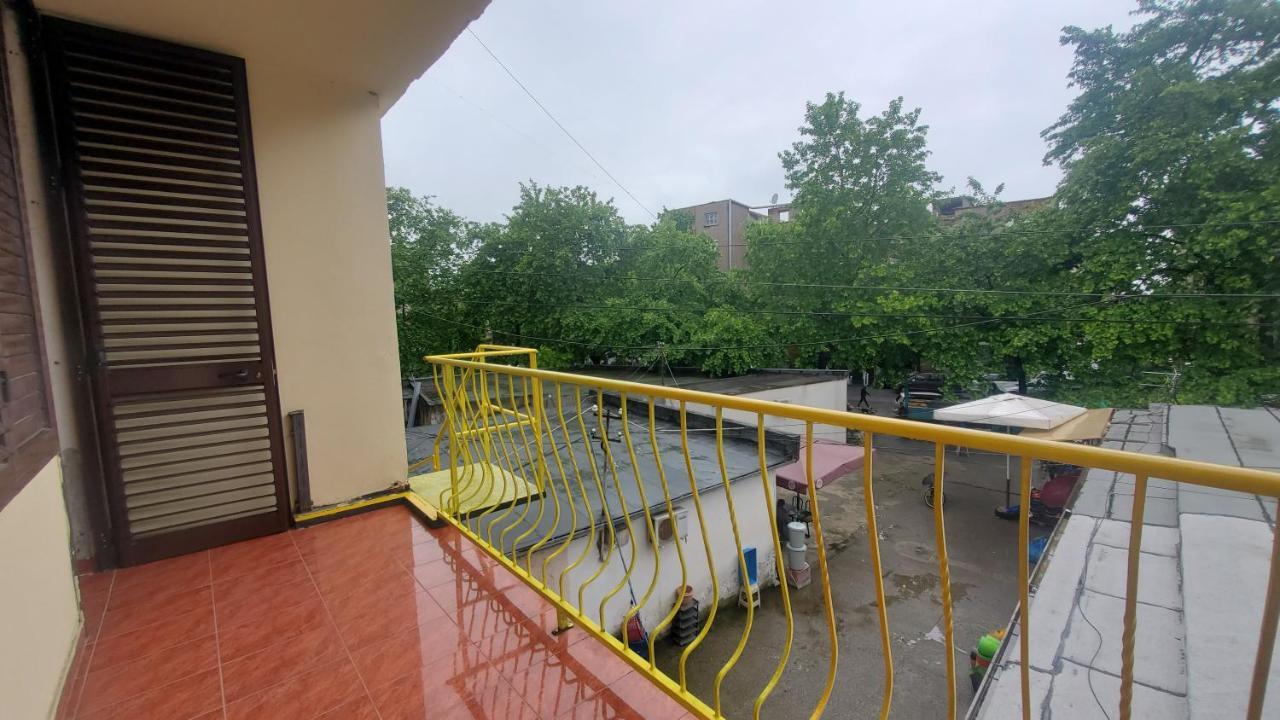 Traveler Hostel Shkodër Екстериор снимка